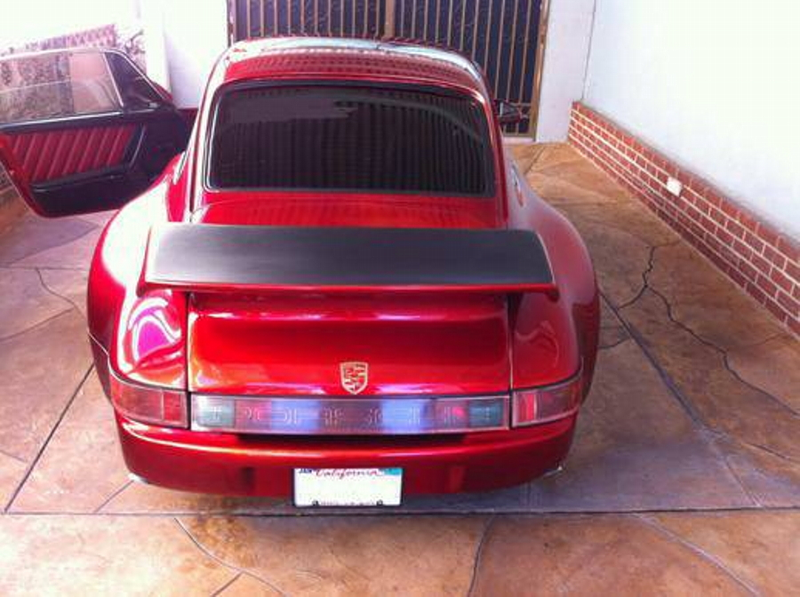 Illustration for article titled For $29,998, Could This Salvage Title 1971 Porsche 911 In Fact Salvage A Sale?